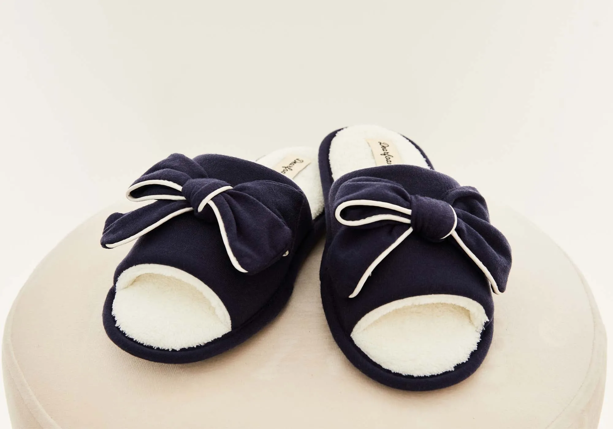 Dearfoams Womens Comfortable Lydia Pajama Slide With Bow Slippers