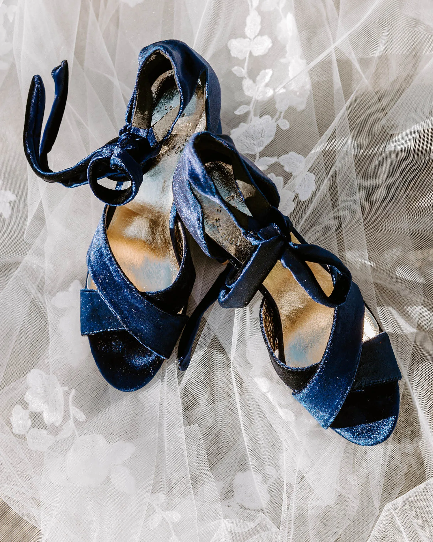 PASSION - NAVY WEDDING SHOES MID HEELS