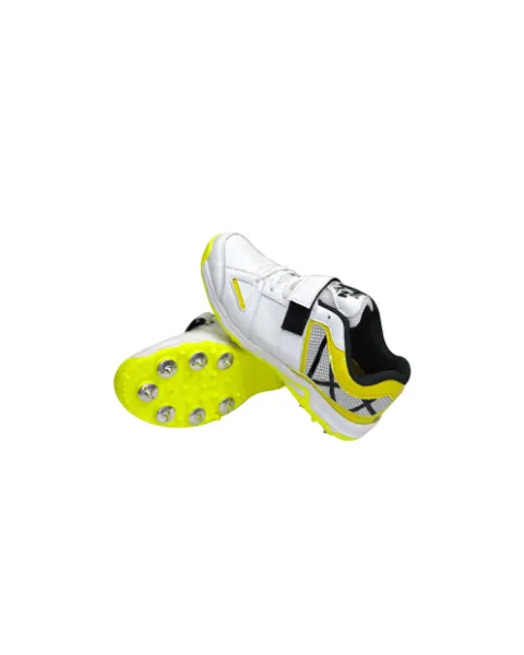 RXN Cricket Shoes for Men (HATTRICK SPIKE) | KIBI SPORTS